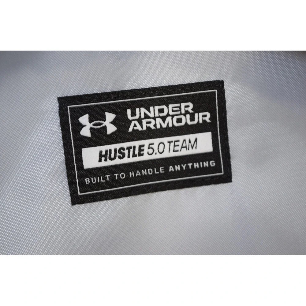 Under Armour UA Hustle 5.0 fits 15
